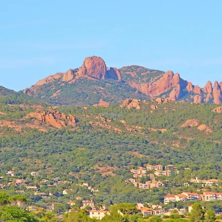 Hameau Pr8 * Saint-Raphaël